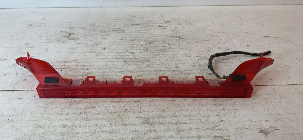 дополнительный стоп-сигнал BMW 1 серия E81/E82/E87/E88 (2004 - 2007), 2DA008957 - фото №1