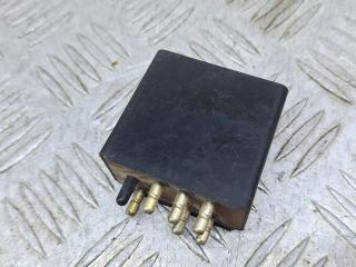 реле стеклоочистителей Mercedes-Benz W123 1 поколение (1975 - 1986), 1238210063, 05897200