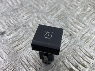 кнопка ручного тормоза (ручника) Skoda Yeti 1 поколение 2013, 2.0 л., CFHF, дизель, 6МКПП, серый, универсал, полный привод, 5L0927127