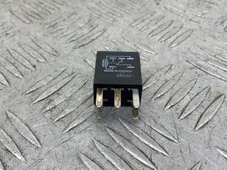 реле (прочие) Chrysler Voyager 4 поколение 2004, 2.5 л., ENJ, дизель, МКПП, темно-синий, минивэн, передний привод, 21911C, 05269988AA, 3303A3