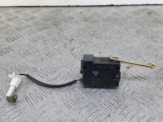 активатор замка багажника Chevrolet Aveo T200 2005, 1.6 л., бензин, АКПП, черный, передний привод, 96491181