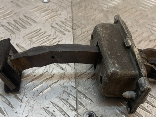 ограничитель открывания двери Mercedes-Benz A-Класс W168/V168 [рестайлинг] 2002, 1.9 л., M 166.990, бензин, МКПП, красный, минивэн, передний привод