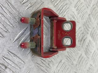 петля крышки багажника Chevrolet Spark M300 2012, 1.0 л., бензин, МКПП, красный, хетчбэк 5 дв., передний привод