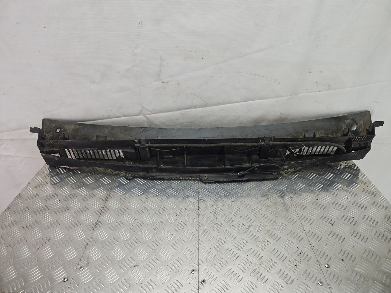 дождевик Mercedes-Benz A-Класс W168 W168.031 2001, 1.9 л., M 166.990, бензин, АКПП, черный, минивэн, передний привод, 1688300413 - фото №1