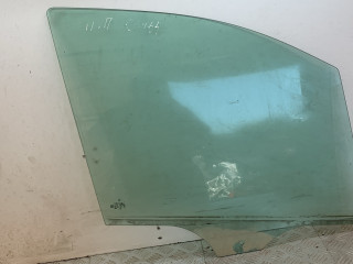 стекло двери передней правой Mercedes-Benz A-Класс W168 1999, 1.6 л., M 166.960, бензин, МКПП, синий, минивэн, передний привод