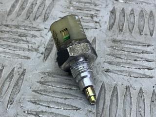 датчик заднего хода (лягушка) Renault Scenic 1 поколение [рестайлинг] 2002, 1.6 л., K4M 700, бензин, МКПП, серебро, минивэн, передний привод, 7700422630