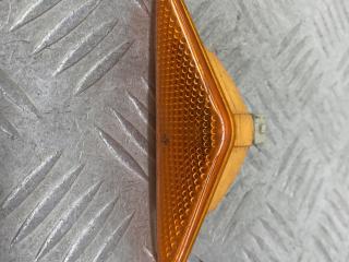 повторитель поворота на крыле Ford Focus 1 поколение [рестайлинг] (2001 - 2005), 1.8 л., бензин, МКПП, серебро, хетчбэк 5 дв., передний привод, XS4H3K354A