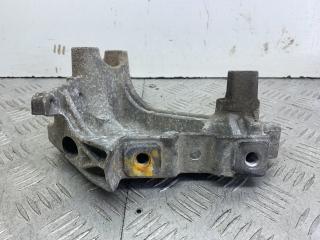 кронштейн двигателя Volkswagen Caddy 5 поколение 2022, бежевый, фургон, передний привод, 05L199207