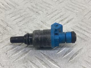 форсунка Volkswagen Passat B5 1999, 1.8 л., APT, бензин, 5МКПП, зеленый, универсал, передний привод, 058133551F
