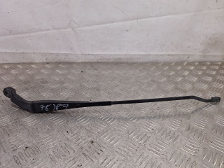 щеткодержатель (поводок стеклоочистителя, дворник) MG ZS 1 поколение 2004, 2.5 л., 25 K4F, бензин, МКПП, седан, передний привод