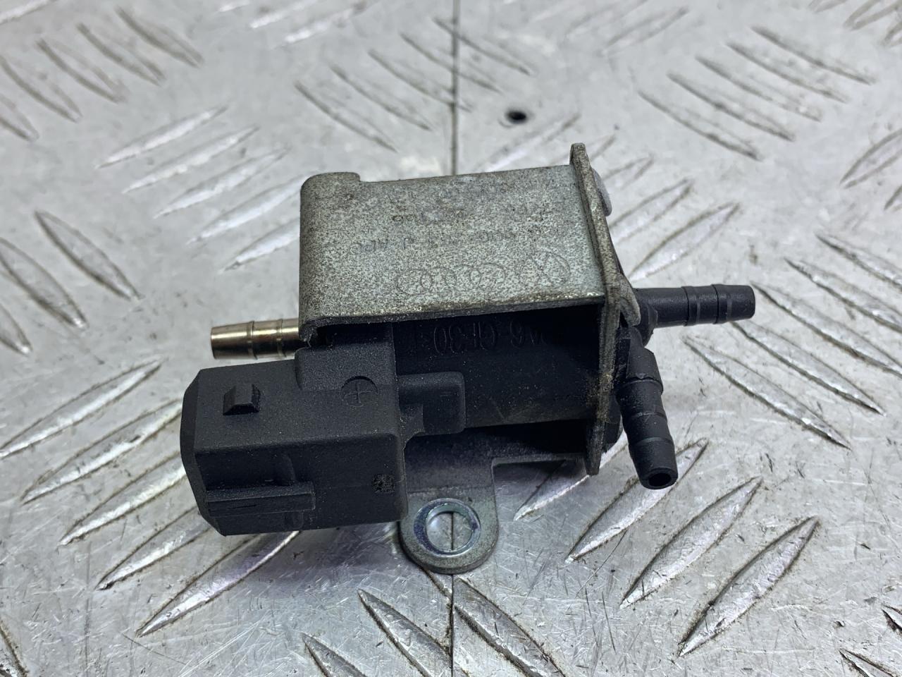 электромагнитный клапан Audi A4 B7 2006, 1.8 л., BFB, бензин, МКПП, универсал, 026906283J - фото №1