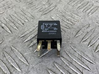 реле (прочие) Chrysler Voyager 4 поколение 2004, 2.5 л., ENJ, дизель, МКПП, темно-синий, минивэн, передний привод, 21911C, 05269988AA, 3310A3