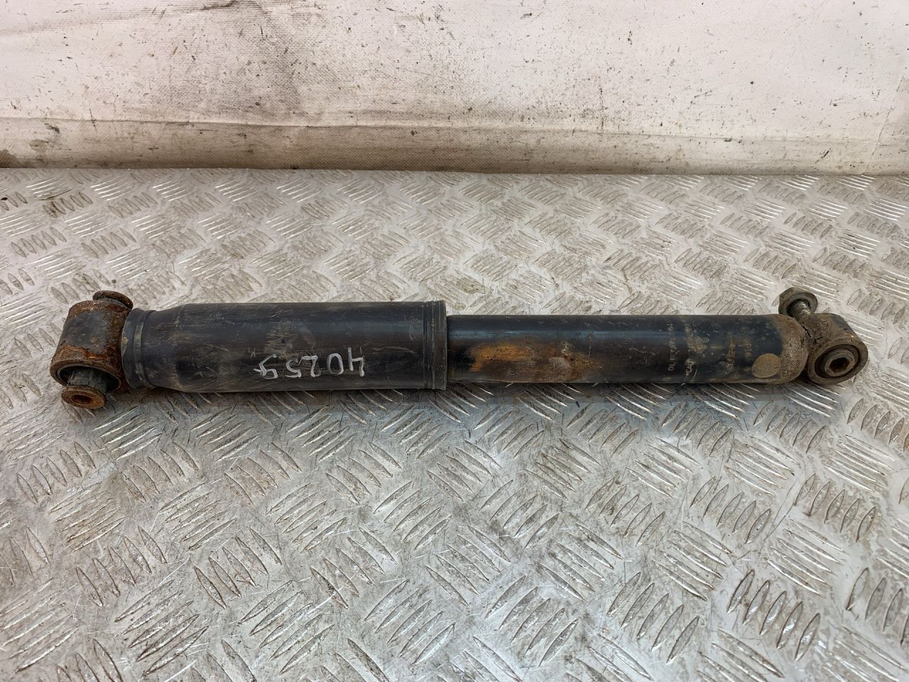 амортизатор задний Renault Scenic 2 поколение 2005, 1.9 л., дизель, МКПП, синий, минивэн, передний привод - фото №1