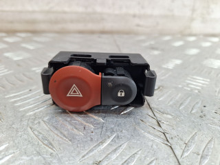 кнопка аварийной сигнализации Renault Clio 3 поколение 2007, 1.2 л., D4F 740, бензин, МКПП, хетчбэк 3 дв., передний привод, 8200214896A, 88300000