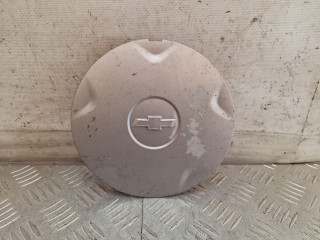 колпачок литого диска Chevrolet Spark M300 2013, 1.2 л., бензин, черный, хетчбэк 5 дв., передний привод, 94579127