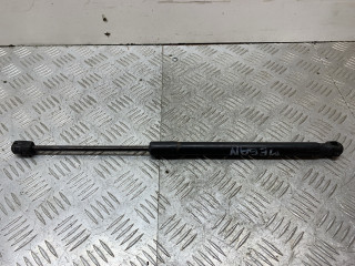 амортизатор крышки багажника (3-5 двери) Renault Megane 3 поколение (2008 - 2014), хетчбэк 5 дв., 904510001R