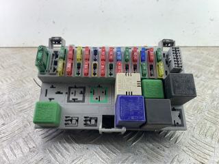 блок предохранителей Opel Corsa B (1993 - 2000), 90483952, 008065444