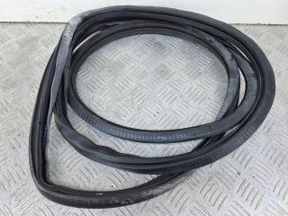 уплотнитель двери Audi A6 4B/C5 [рестайлинг] (2001 - 2004), 2.4 л., BDV, бензин, МКПП, универсал, 4B0831721K