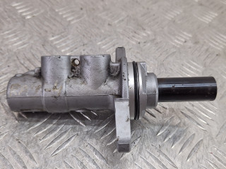 цилиндр тормозной главный Toyota RAV4 3 поколение (XA30) (2005 - 2008), 2.2 л., дизель