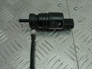 насос (моторчик) омывателя стекла BMW X3 F25 2012, 693416001