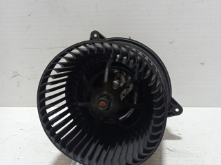 моторчик печки Ford Focus 1 поколение 2000, 1.4 л., FXDC, бензин, МКПП, серебро, хетчбэк 3 дв., передний привод, XS4H18456AD