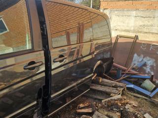 крыша Mercedes-Benz Vito W639 2006, 3.2 л., M 112.951, бензин, АКПП, черный, задний привод