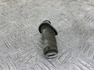 Личинка замка крышки багажника Audi A6 4B/C5 [рестайлинг] (2001 - 2004), 2.4 л., BDV, бензин, МКПП, универсал