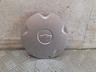 колпачок литого диска Chevrolet Spark M300 2013, 1.2 л., бензин, черный, хетчбэк 5 дв., передний привод, 94579127