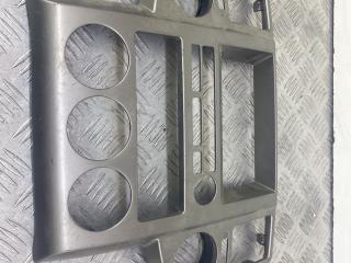 рамка под магнитолу Nissan X-Trail T30 [рестайлинг] 2005, 2.2 л., дизель, МКПП, красный, внедорожник 5 дв., полный привод, 68260EQ0000