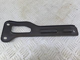 кронштейн (крепление) Chevrolet Spark M300 2012, 1.0 л., бензин, МКПП, красный, хетчбэк 5 дв., передний привод