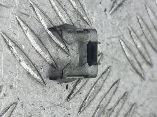 крепление форсунки Mercedes-Benz C-Класс W204/S204 2007, 1.8 л., M 271.950, бензин, АКПП, серебро, седан, задний привод