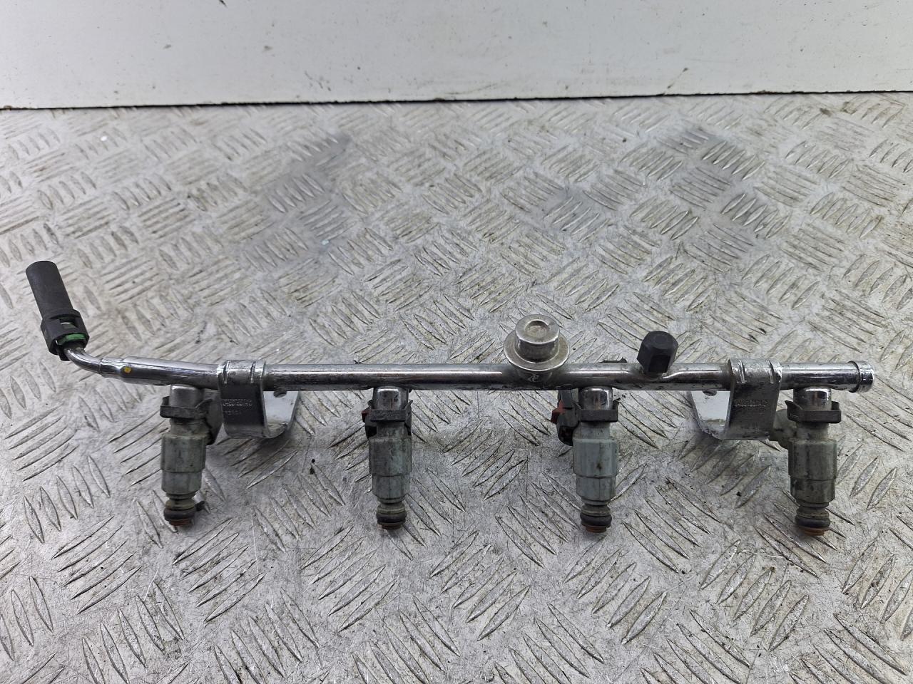 форсунка Chrysler Voyager 4 поколение (2001 - 2004), 2.4 л., бензин, 04861387AC, 0280155976 - фото №1