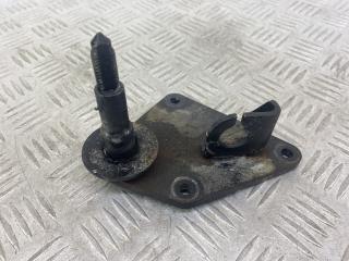 кронштейн КПП Peugeot 206 1 поколение [рестайлинг] (2002 - 2009), 1.4 л., KFU (ET3J4), бензин, МКПП, серебро, хетчбэк 3 дв., передний привод