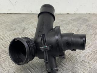 корпус термостата Mercedes-Benz E-Класс W212/S212/C207/A207 C207 2011, 2.1 л., OM 651.911, дизель, АКПП, черный, кабриолет, задний привод