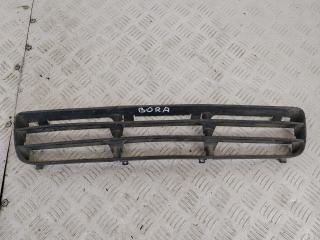 заглушка (решетка) в бампер Volkswagen Bora 1 поколение (1998 - 2005), 1J5853677B
