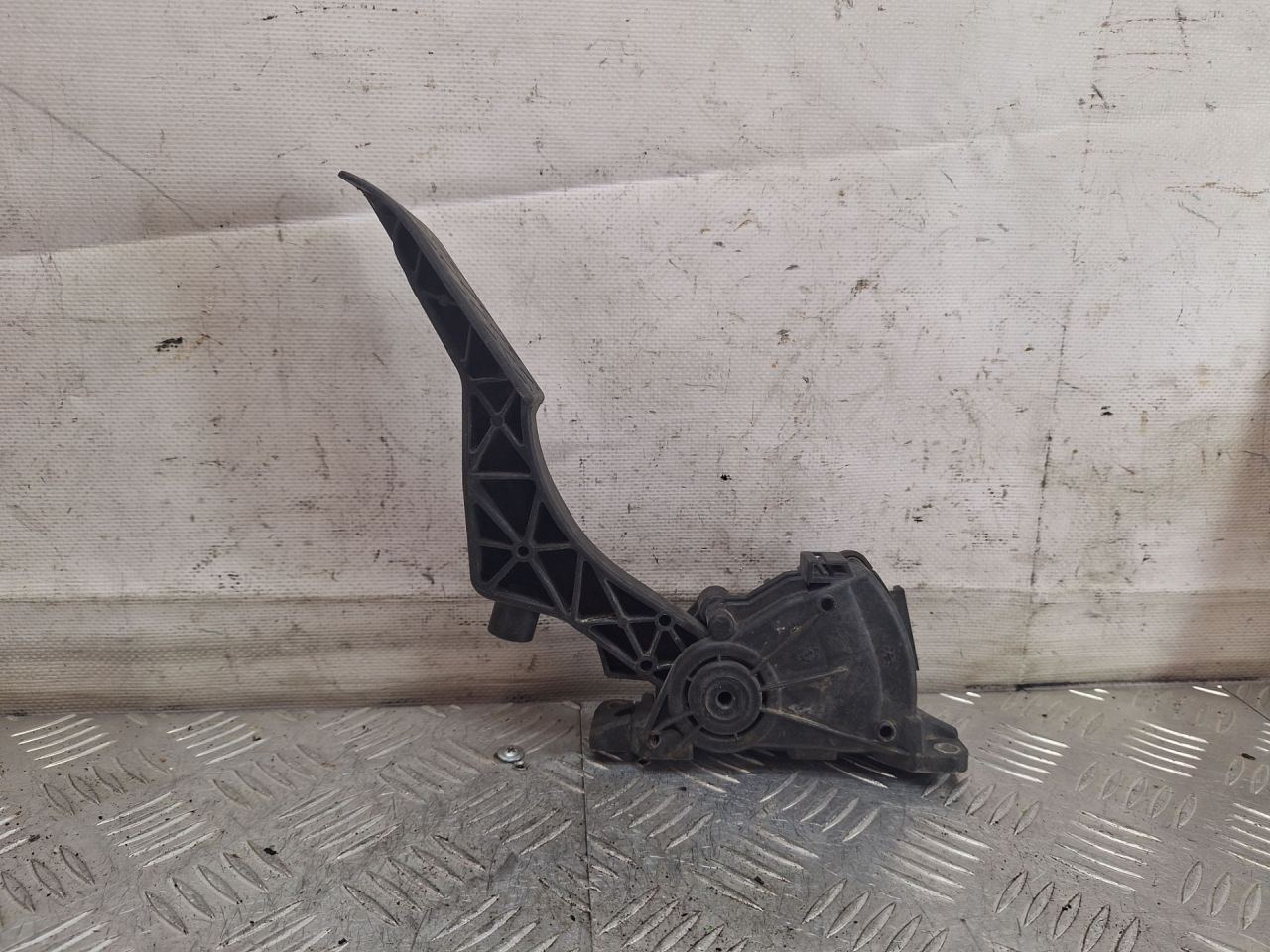 педаль Volkswagen Transporter T5 (2003 - 2009) - фото №1