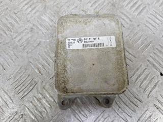 теплообменник масляного фильтра Volkswagen Golf Sportsvan 1 поколение 2017, 1.2 л., CYVA, бензин, МКПП, универсал, передний привод, 04E117021K