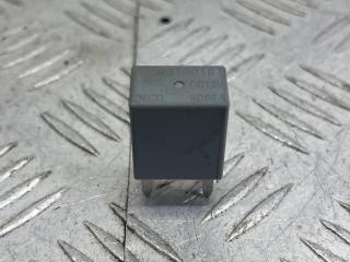 реле (прочие) Chevrolet Spark M300 2012, 1.0 л., бензин, МКПП, красный, хетчбэк 5 дв., передний привод, 96190187