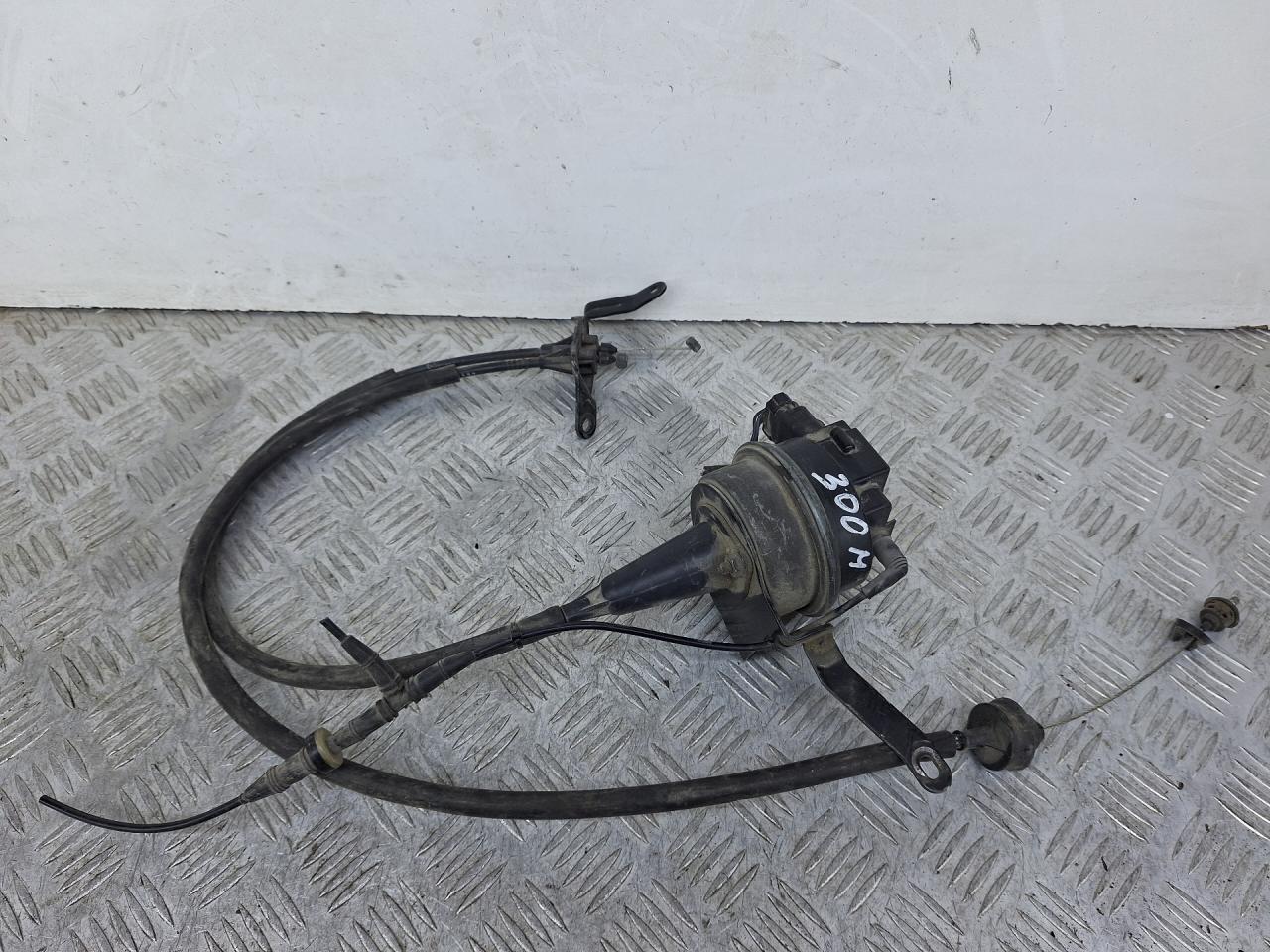 привод круиз-контроля Chrysler 300M 1 поколение (1998 - 2004) - фото №1