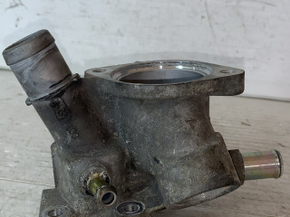 корпус термостата Mitsubishi Colt 6 поколение (Z30) [рестайлинг] 2008, 1.3 л., 4A90, бензин, МКПП, желтый, хетчбэк 3 дв., передний привод