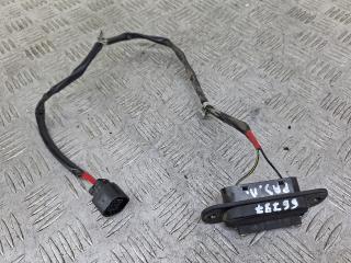 концевик дверной Hyundai H-1 Grand Starex 2008, 2.5 л., дизель, МКПП, белый, минивэн, задний привод, 935954H100