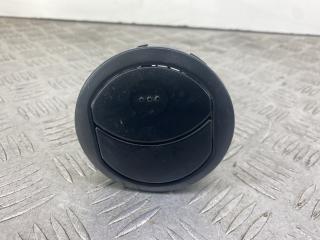 дефлектор обдува салона Chevrolet Spark M300 2012, 1.0 л., бензин, МКПП, красный, хетчбэк 5 дв., передний привод, 96602404