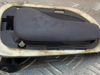 ручка внутренняя задняя левая Renault Espace 3 поколение 1998, 2.0 л., F3R 768, бензин, МКПП, бордовый, минивэн, передний привод, 7700816564