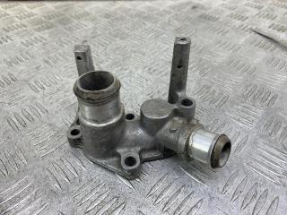 фланец (тройник) системы охлаждения Ford Focus 1 поколение [рестайлинг] (2001 - 2005), 1.6 л., FYDD, бензин, МКПП, передний привод, 1N1G-8594