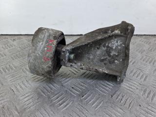 подушка крепления КПП Audi A4 B5 1997, 1.6 л., AHL, бензин, МКПП, универсал, 8D0399113AB