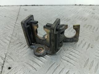 кронштейн (крепление) Volvo C70 1 поколение 1999, 2.5 л., бензин, МКПП, серебро, купе, передний привод