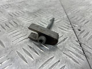 крепление форсунки Mercedes-Benz Vito W639 (2003 - 2010), 3.0 л., дизель