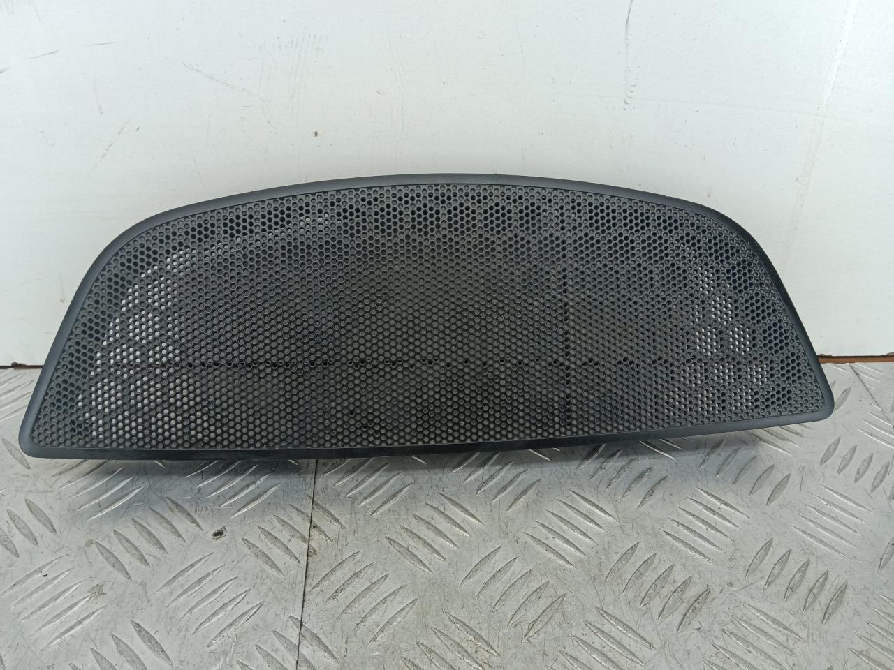 Накладка (сетка) динамика Renault Laguna 3 поколение 2011, 2.0 л., M9R 802, дизель, МКПП, универсал, 281C20002R - фото №1