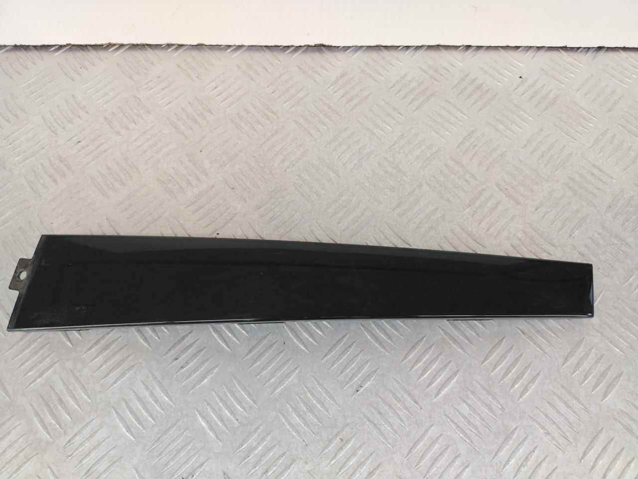 наружная декоративная накладка двери задней правой Volkswagen Passat B5 1999, 1.8 л., APT, бензин, 5МКПП, зеленый, универсал, передний привод, 3B0839902 - фото №1