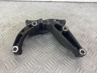 кронштейн гидроусилителя Ford Focus 1 поколение [рестайлинг] (2001 - 2005), 1.8 л., бензин, МКПП, серебро, хетчбэк 5 дв., передний привод, 97BB3K738CA